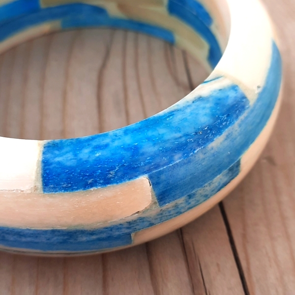 CHUNKY BLUE AND WHITE BANGEL - Picture 2 of 6